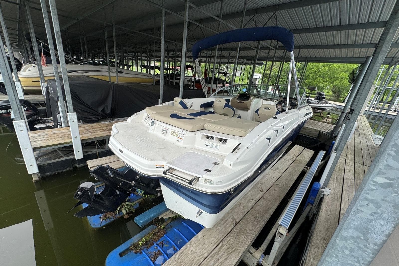 2016 Chaparral 19 H2O Ski & Fish — Hendersonville, TN (photo 21)