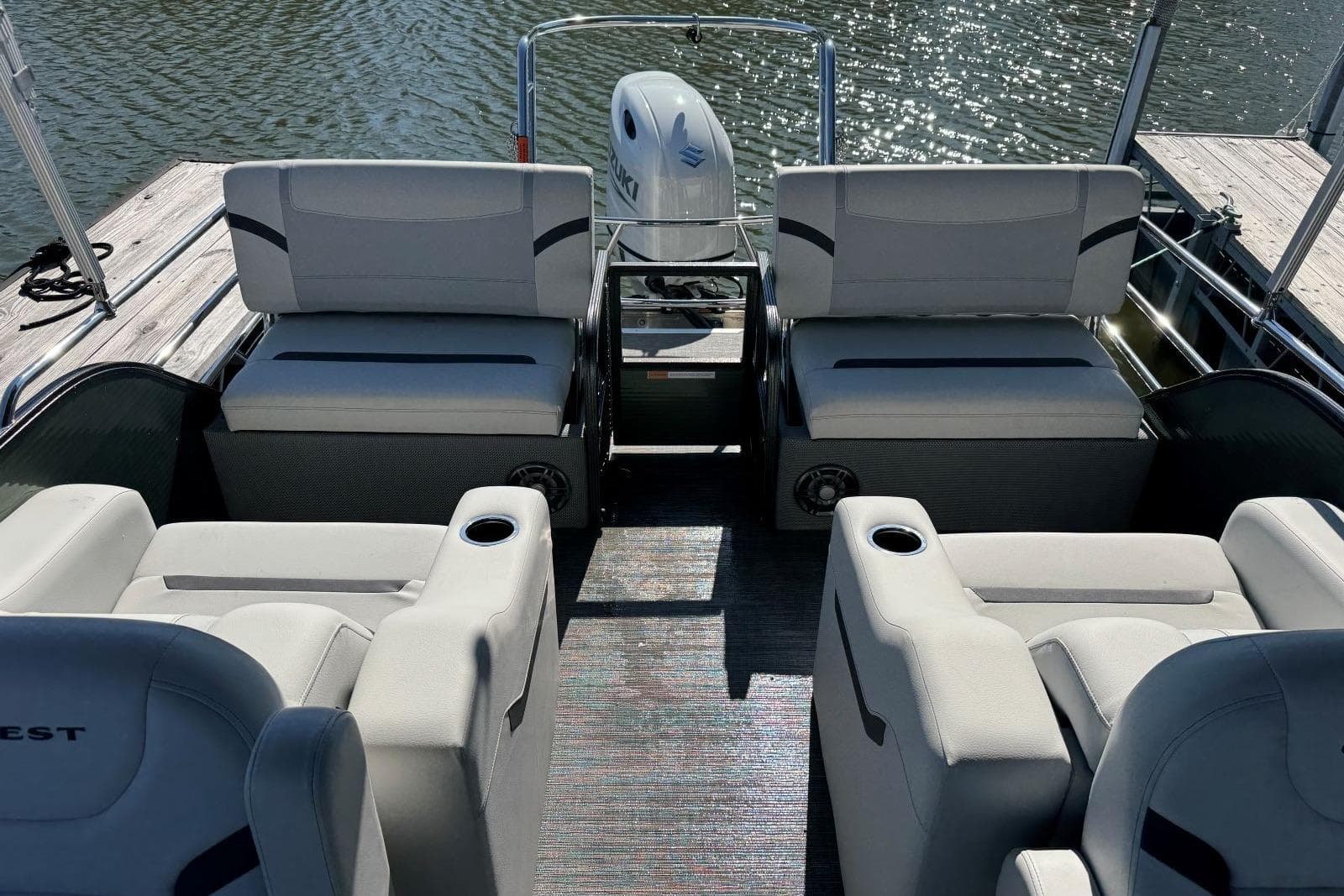 2024 Crest Classic LX 220 SLRC — Hendersonville, TN (photo 10)