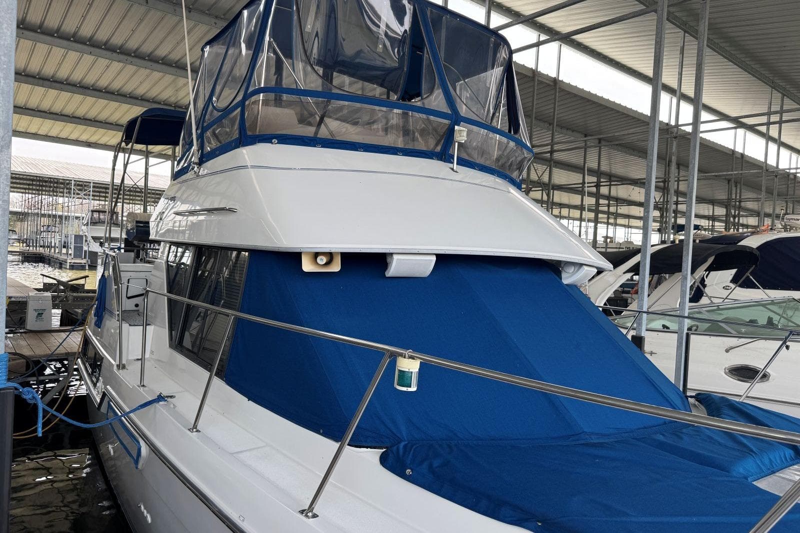1993 Carver 300 Aft Cabin — Mt Juliet, TN (photo 30)