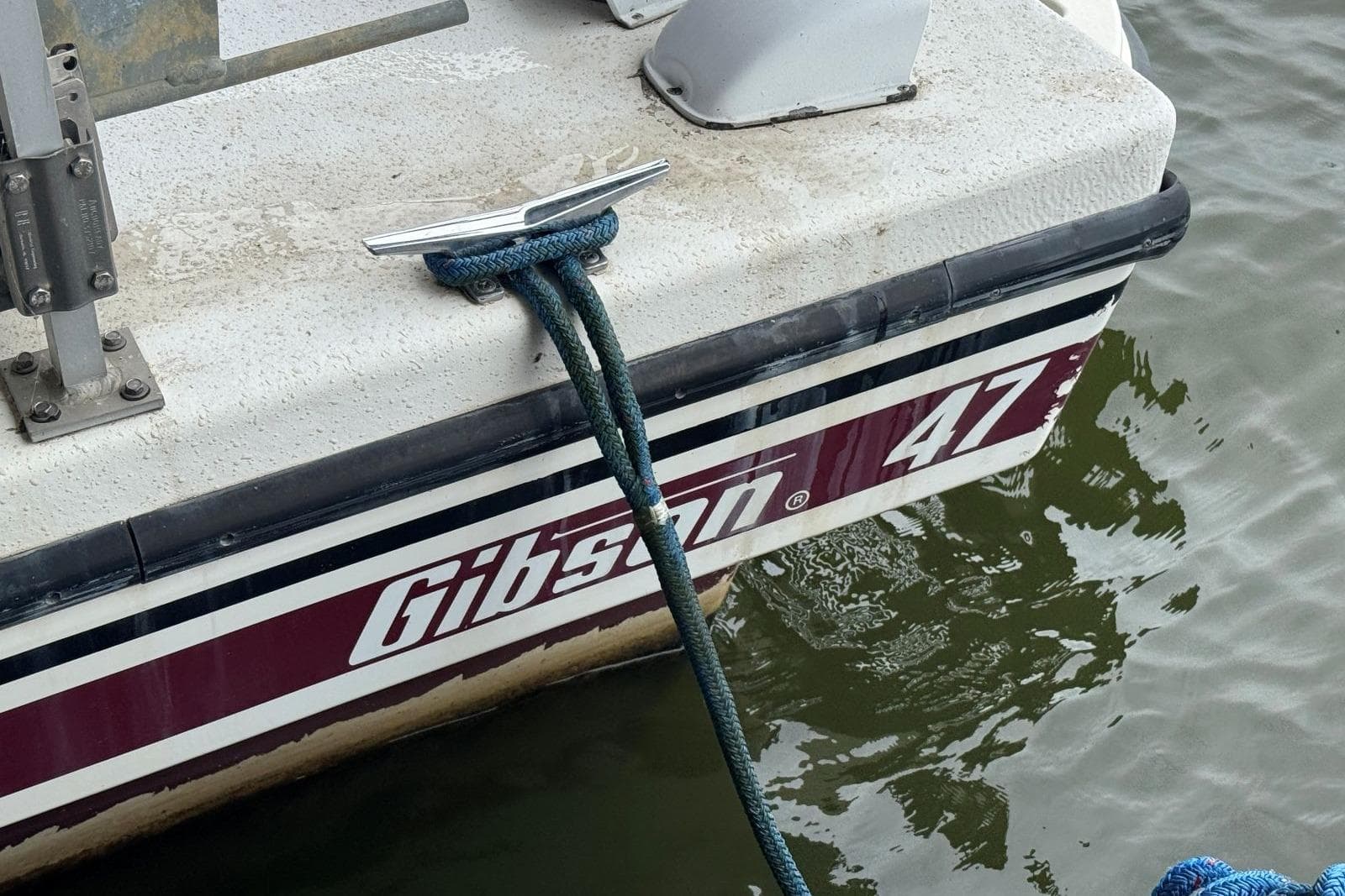 1998 Gibson 47 Sport — Hendersonville, TN (photo 30)