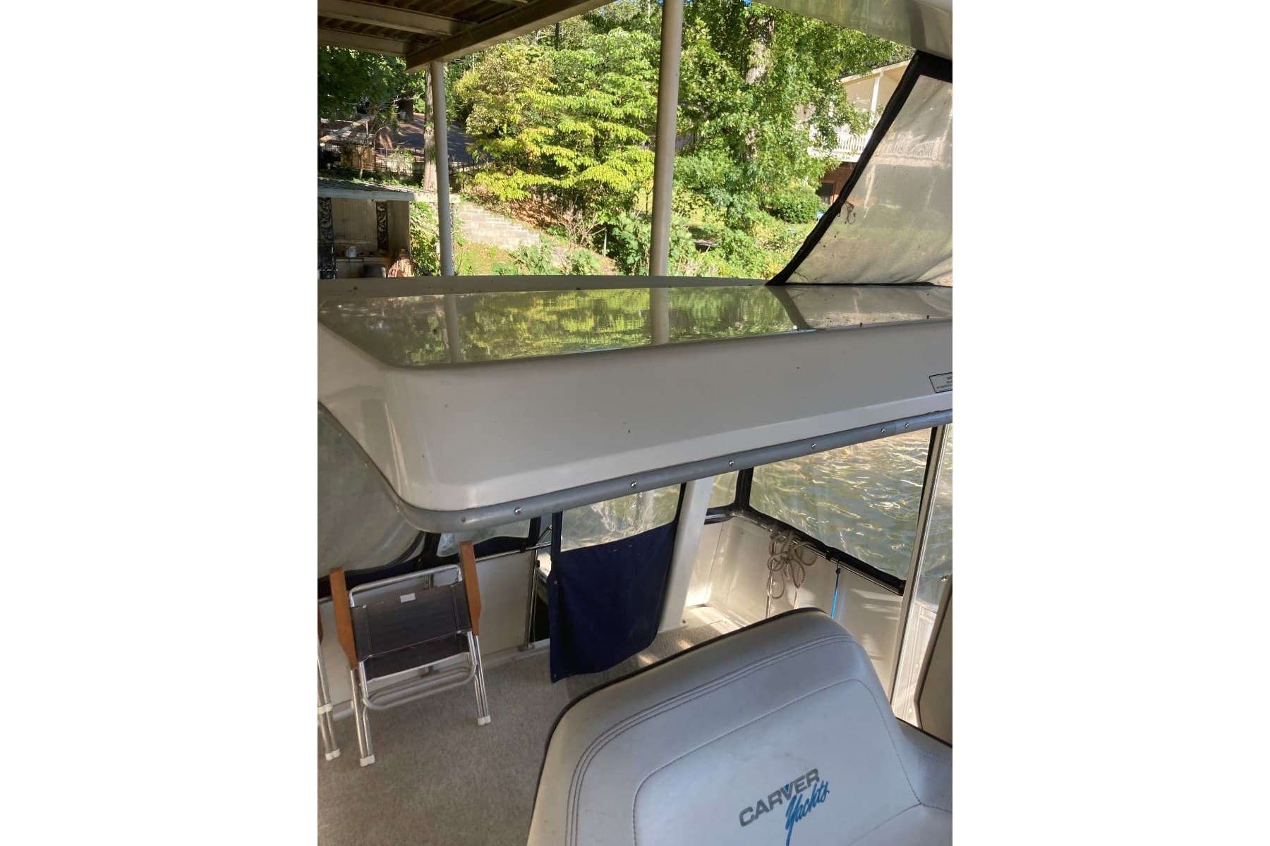 1996 Carver 355 Aft Cabin Motor Yacht — Florence, AL (photo 12)