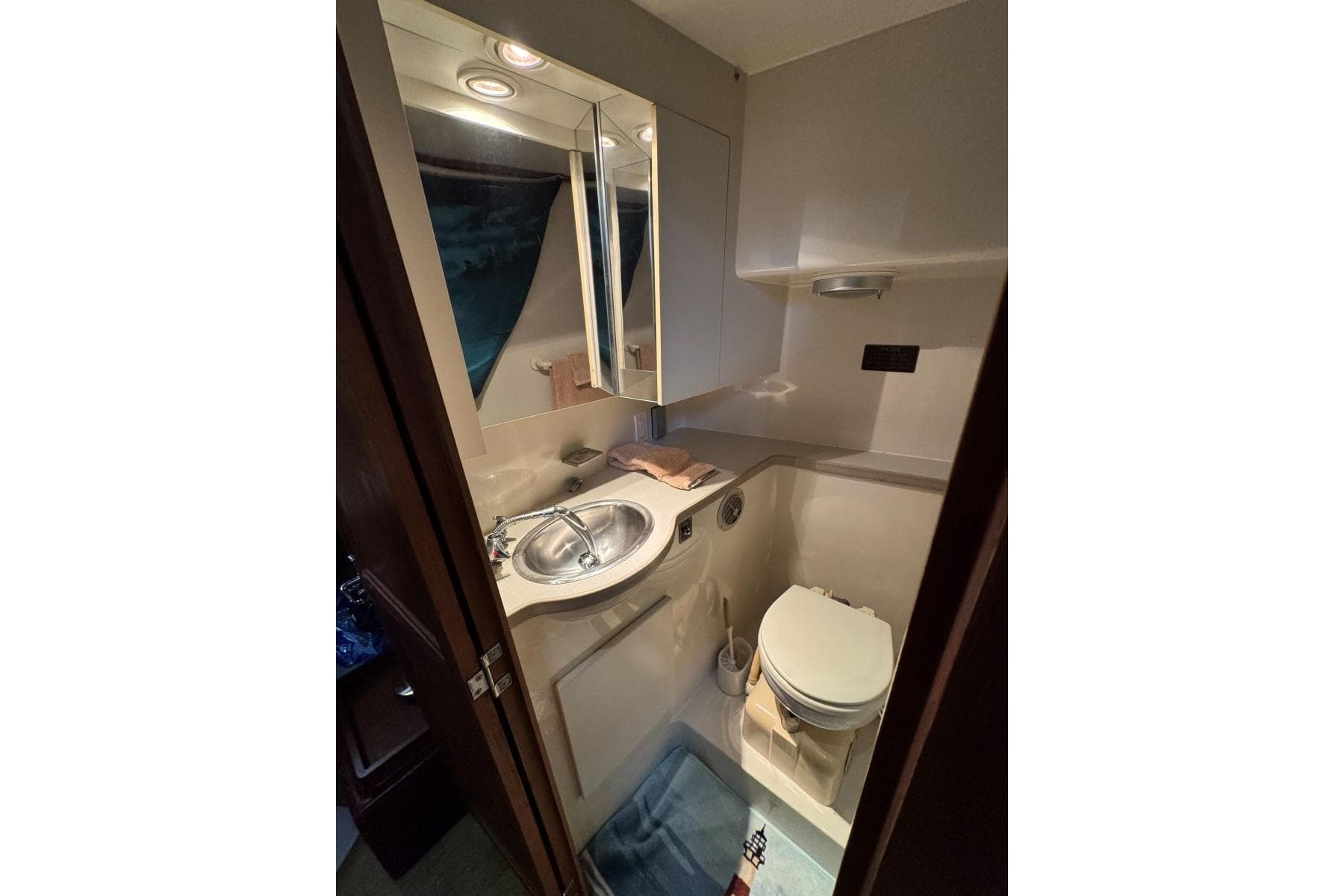 1993 Carver 300 Aft Cabin — Mt Juliet, TN (photo 7)