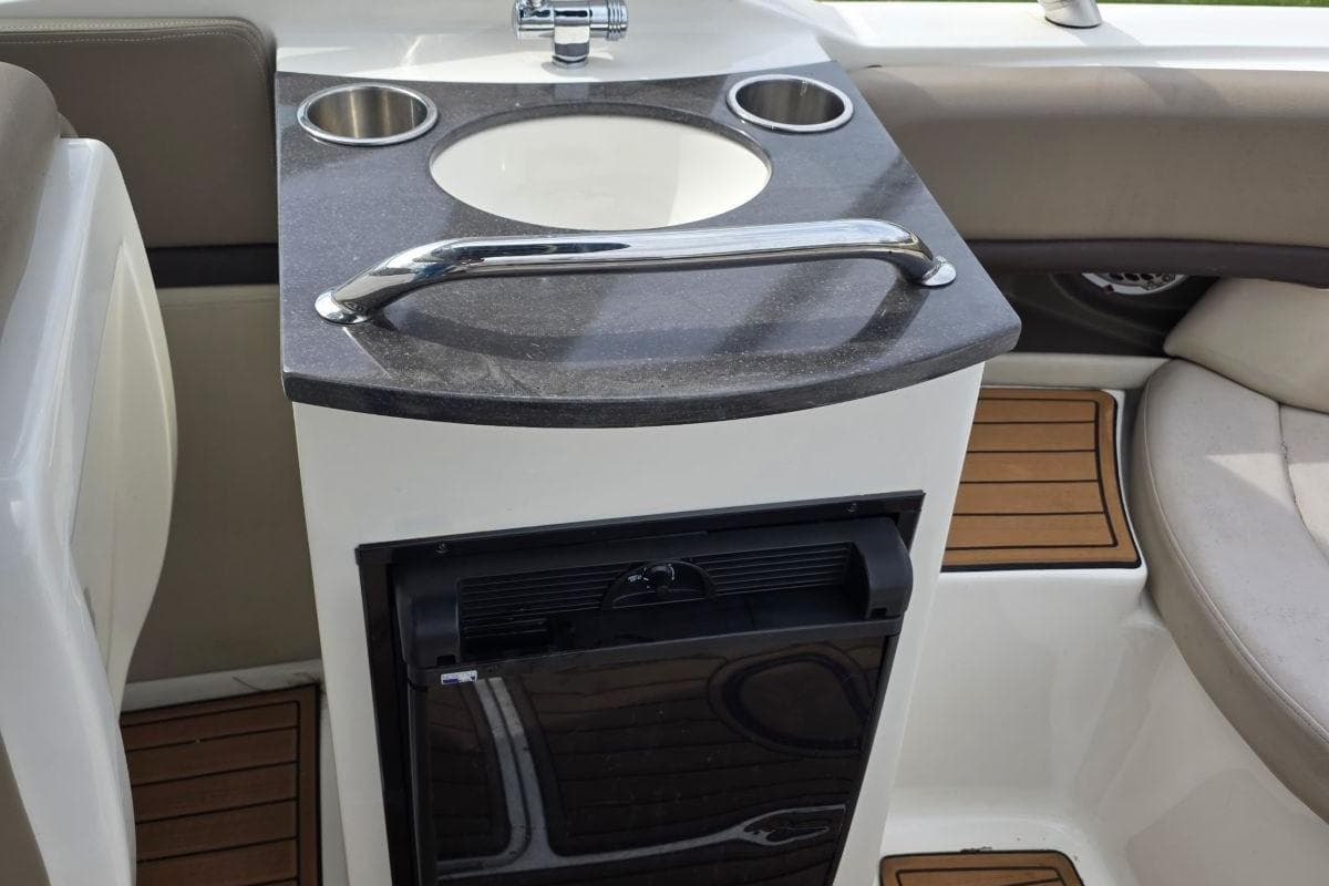 2011 Sea Ray SLX 250 — Franklin, TN (photo 36)
