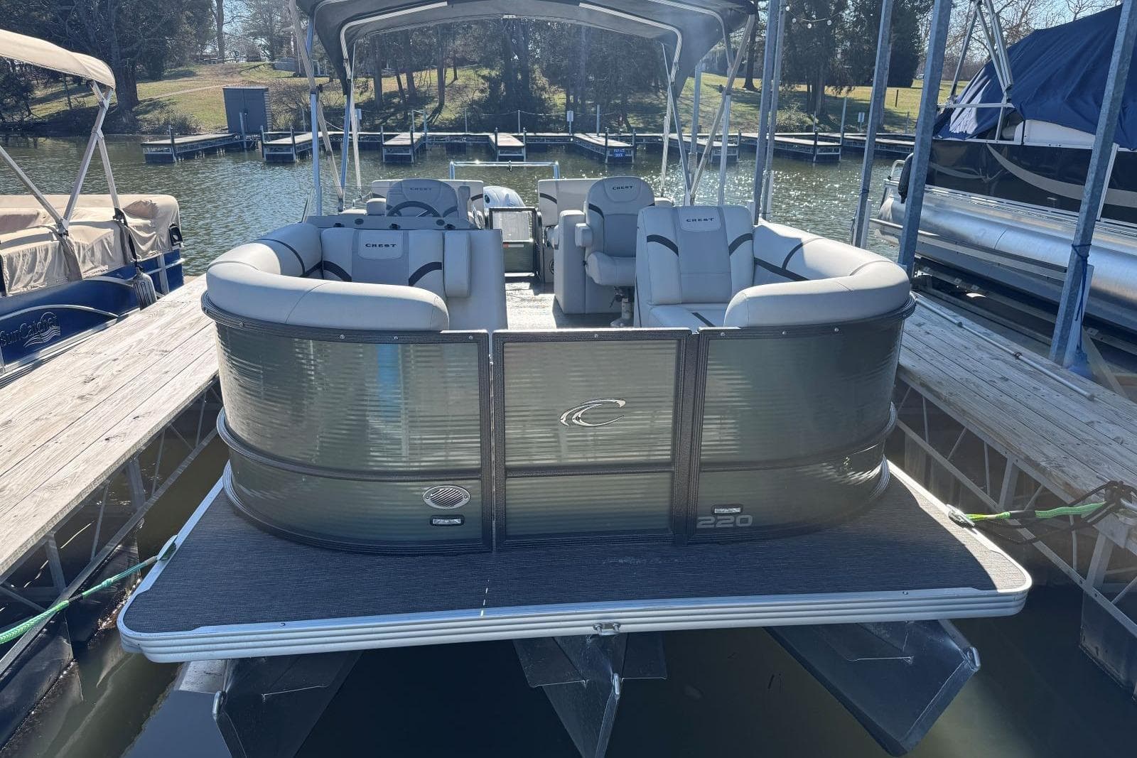 2024 Crest Classic LX 220 SLRC — Hendersonville, TN (photo 28)