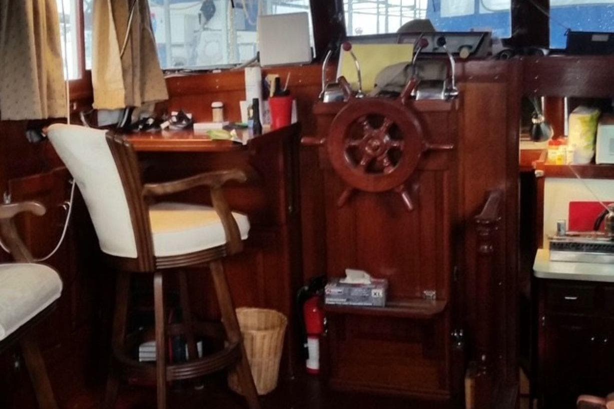 1987 Custom Cedar Craft 35 Wood Trawler — Mt Juliet, TN (photo 37)