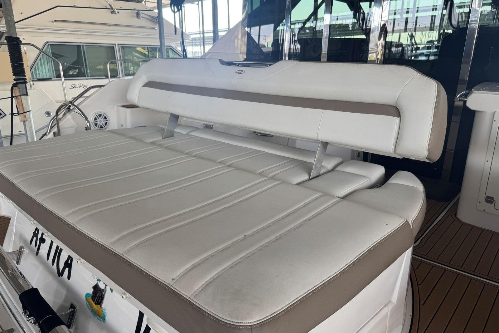 2016 Regal 46 Sport Coupe — Guntersville, AL (photo 13)