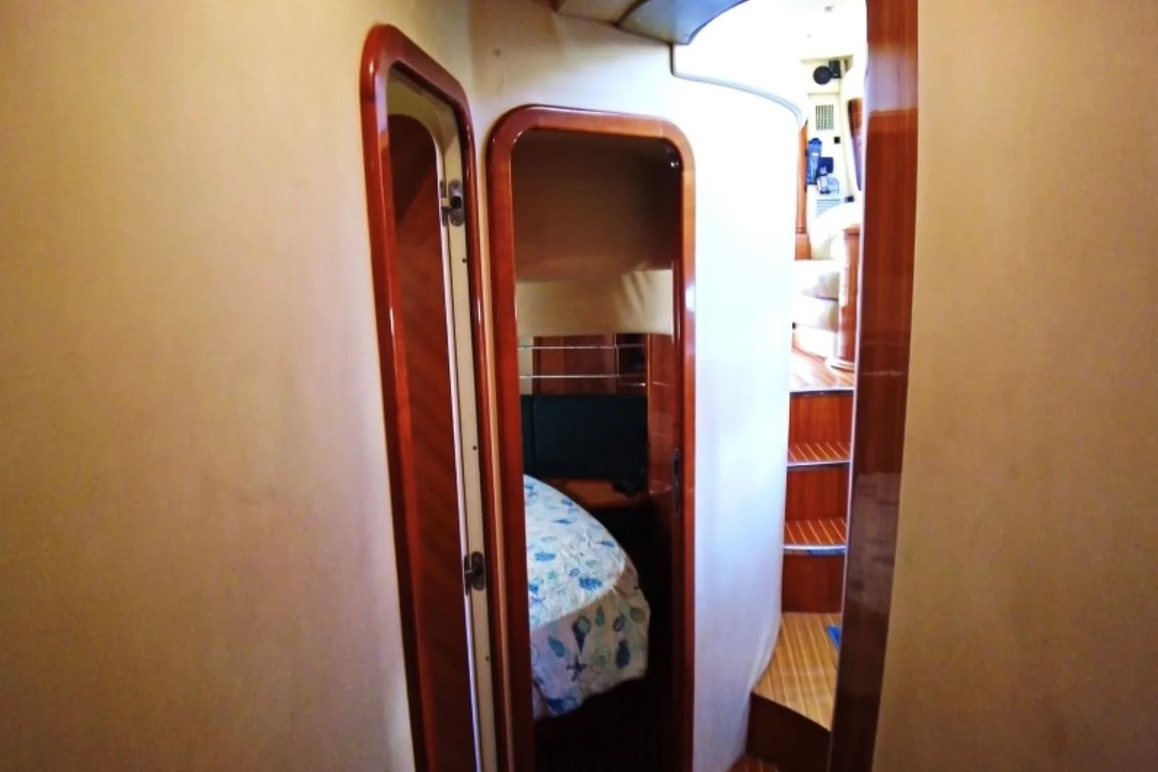2003 Azimut 46E — Florence, AL (photo 44)