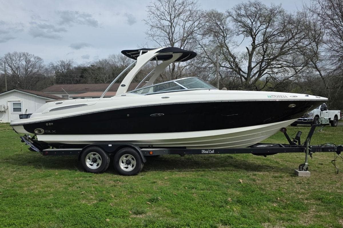 2011 Sea Ray SLX 250 — Franklin, TN (photo 22)