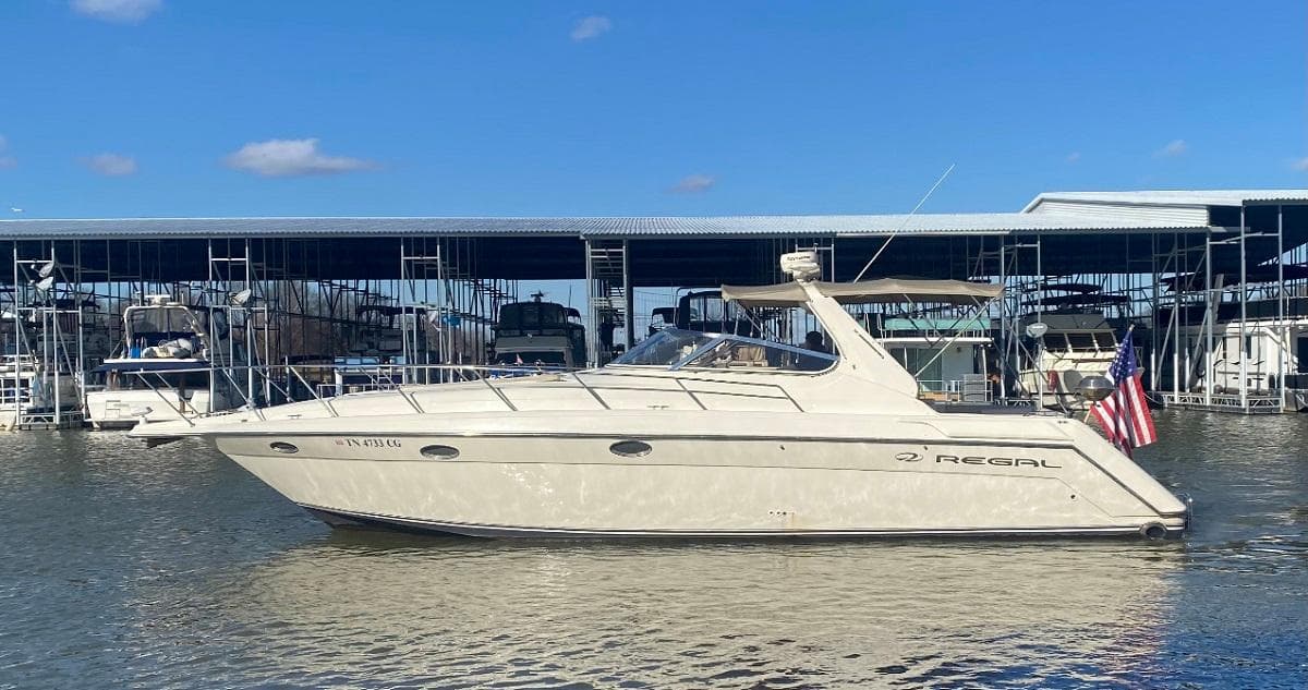 1999 Regal 402 — Hendersonville, TN (photo 30)