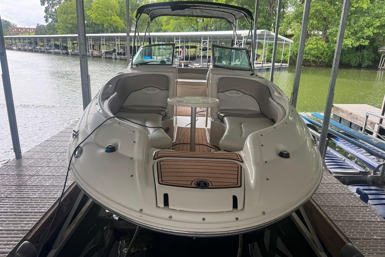 2004 Sea Ray 240 Sundeck — Old Hickory, TN (photo 31)