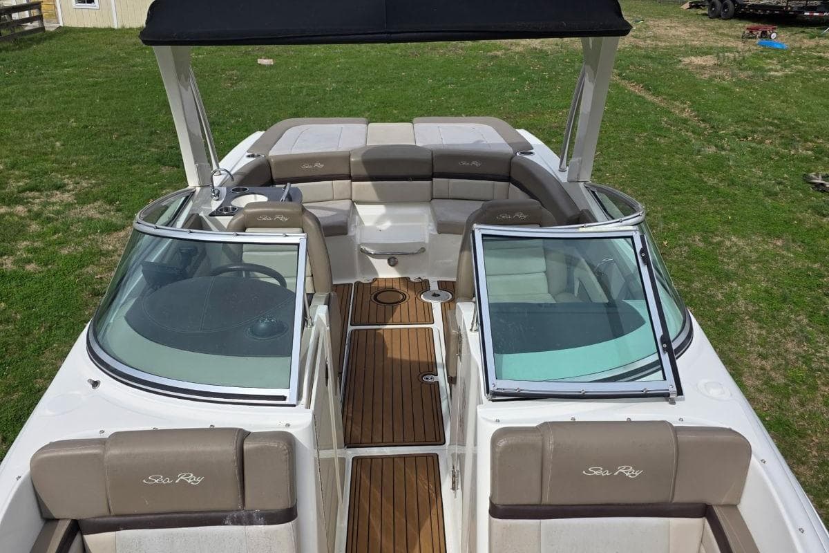 2011 Sea Ray SLX 250 — Franklin, TN (photo 32)