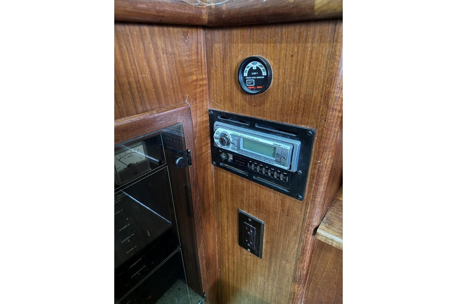1993 Carver 300 Aft Cabin — Mt Juliet, TN (photo 22)