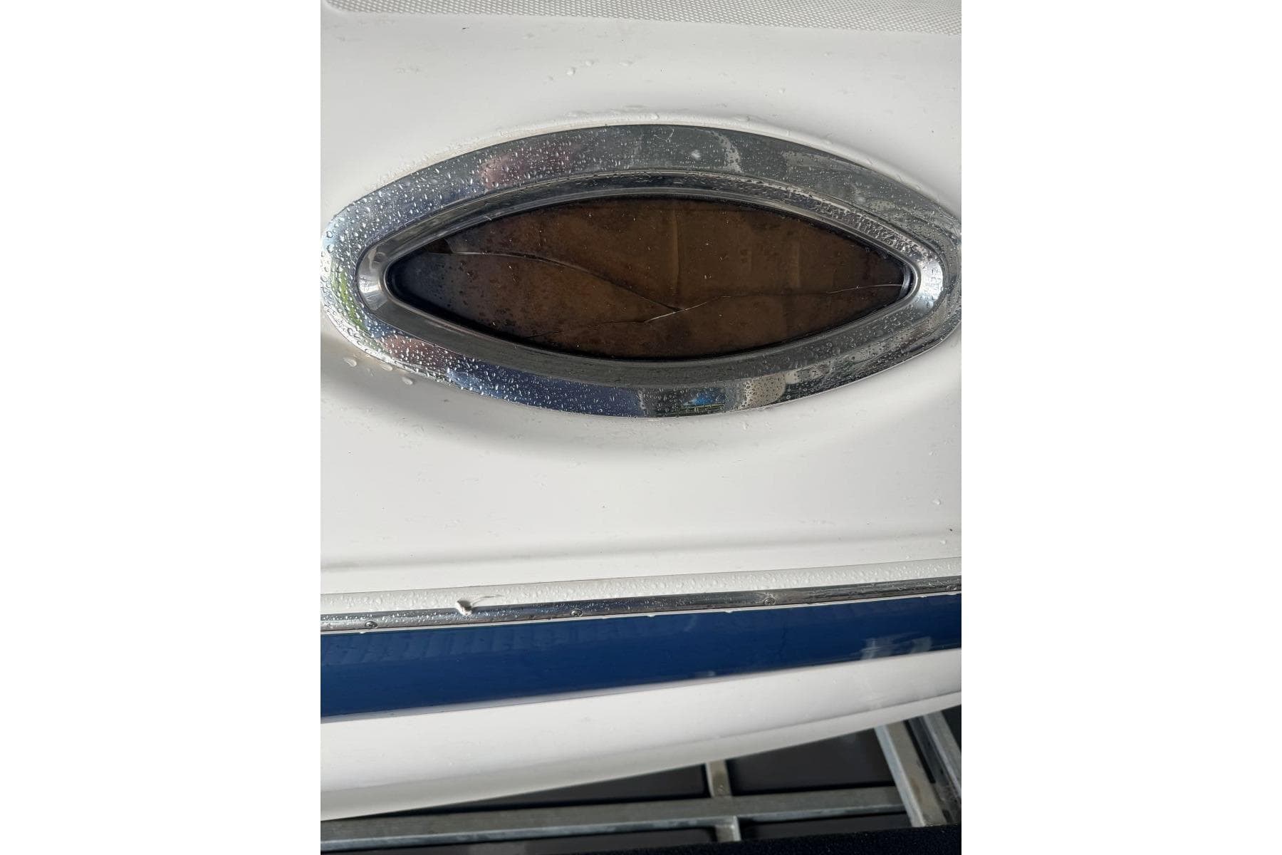 2004 Sea Ray 240 Sundeck — Old Hickory, TN (photo 6)