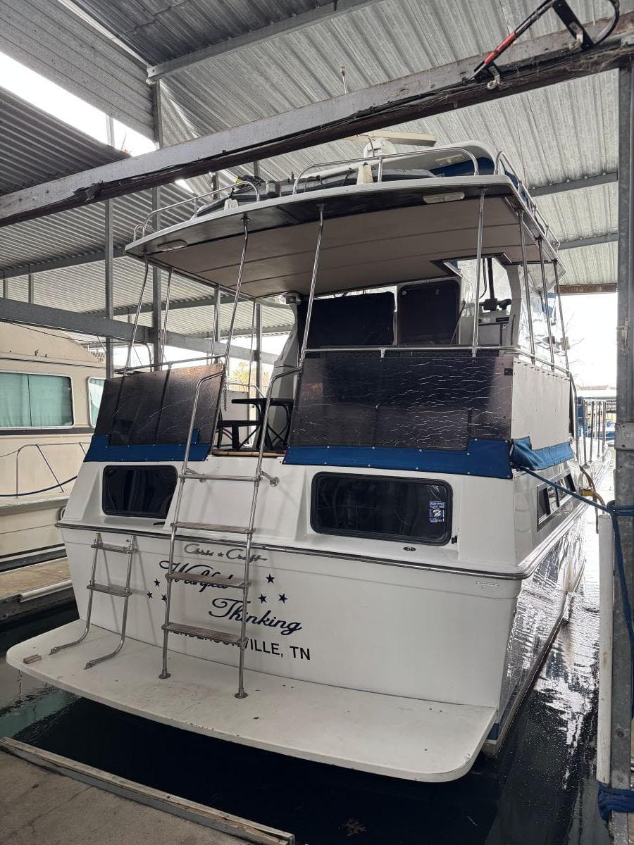 1988 Chris-Craft 426 Catalina — Hendersonville, TN (photo 36)
