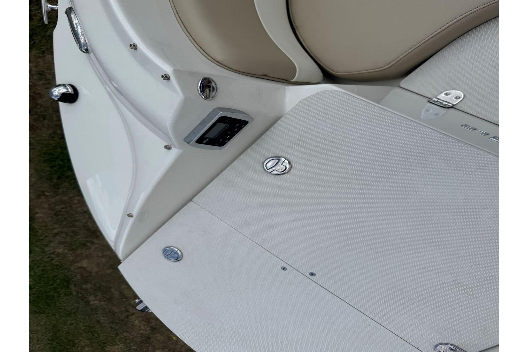 2017 Stingray 235 LR — Hendersonville, TN (photo 17)