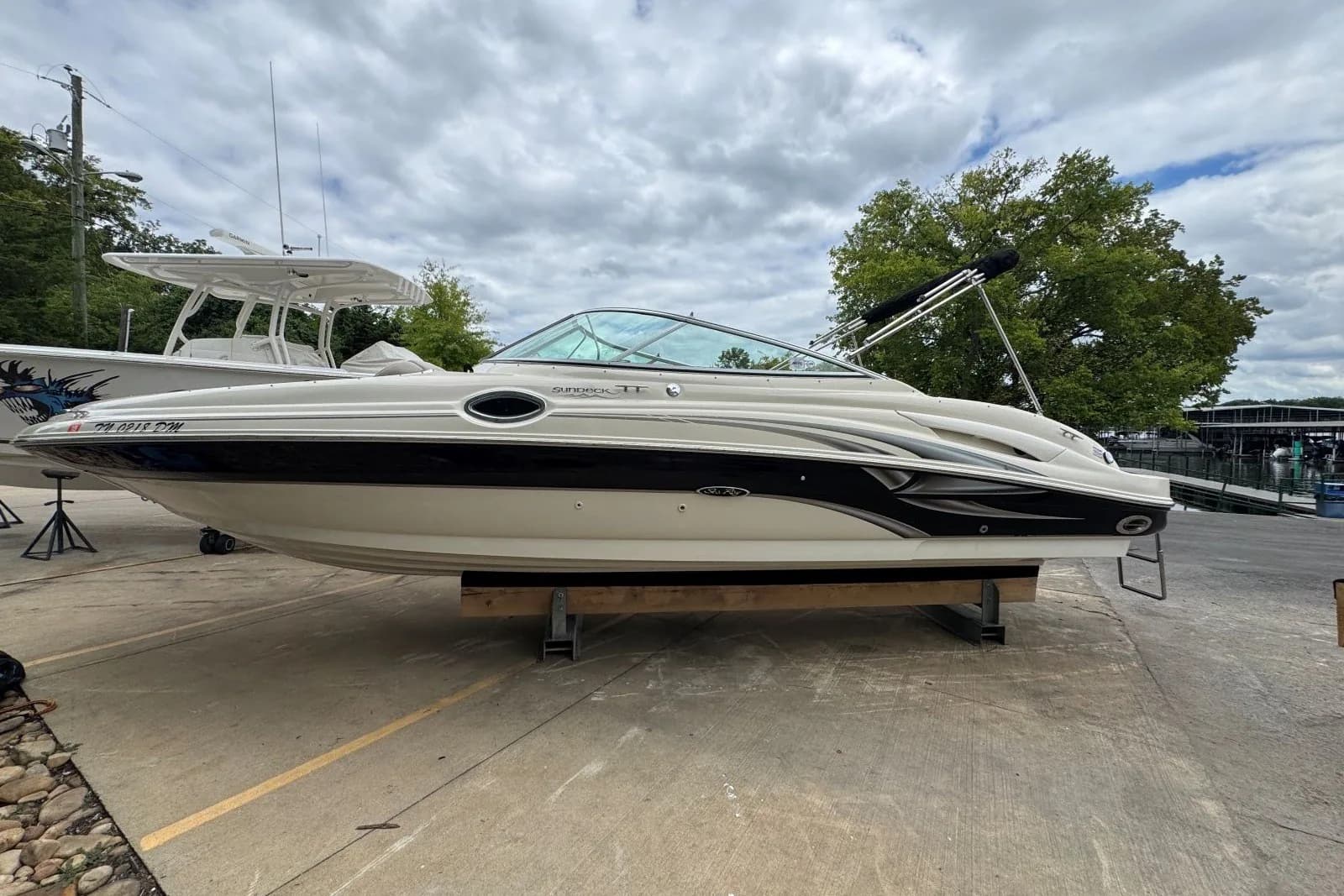 2003 Sea Ray 270 Sundeck
